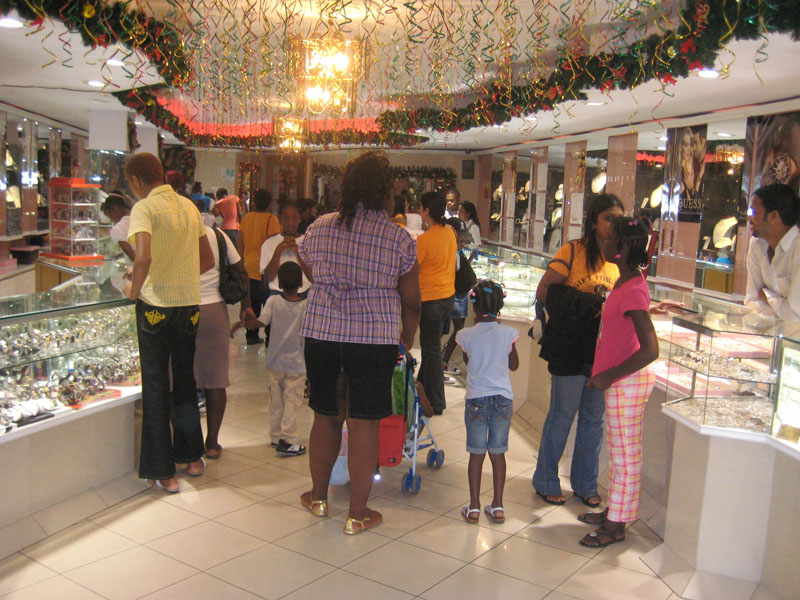 GFLF Takes Children to Trincity Mall on Mon 28th Dec