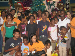 Gift For Life Foundation Trincity Mall outing, December 2009 — photograph 72