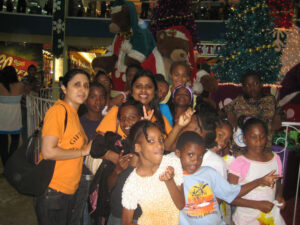 Gift For Life Foundation Trincity Mall outing, December 2009 — photograph 78