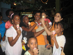 Gift For Life Foundation Trincity Mall outing, December 2009 — photograph 92