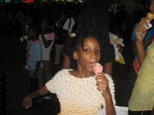 Gift For Life Foundation Trincity Mall outing, December 2009 — photograph 93