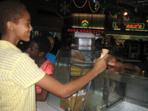 Gift For Life Foundation Trincity Mall outing, December 2009 — photograph 94