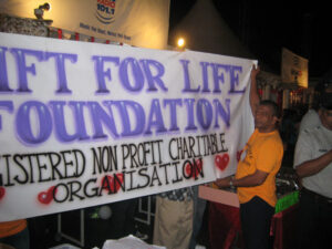 Gift For Life Foundation 2009 raffle drawing photograph 44